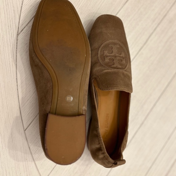 Tory Burch size 8.5 Suede Loafers - Picture 4 of 5